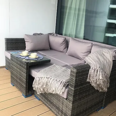 Seaside Parking W Cenie Kołobrzeg